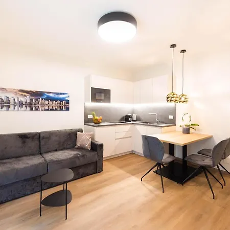 Citypointapartments-park * Merano